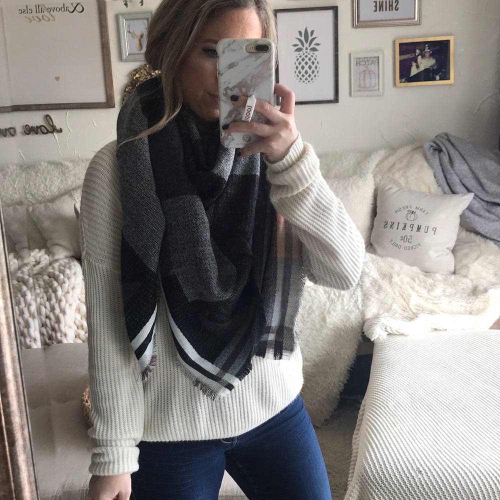Abstract geometric blanket scarf
